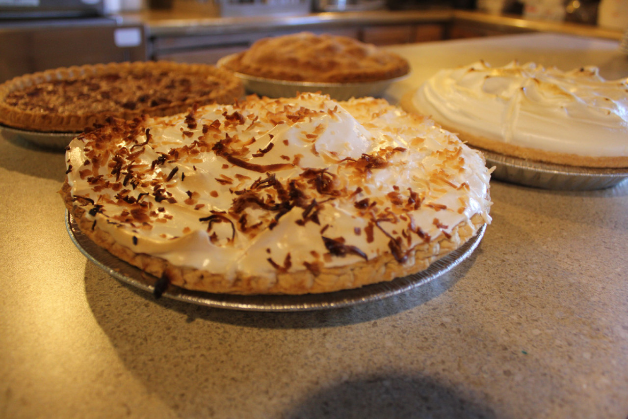 HOLIDAY PIES IN ANDERSON COUNTY, TENNESSEE